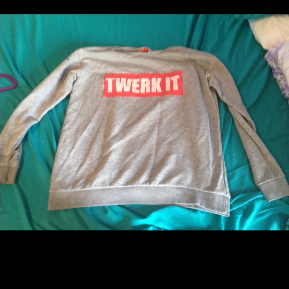 💚💙“Twerk it” sweatshirt💙💚